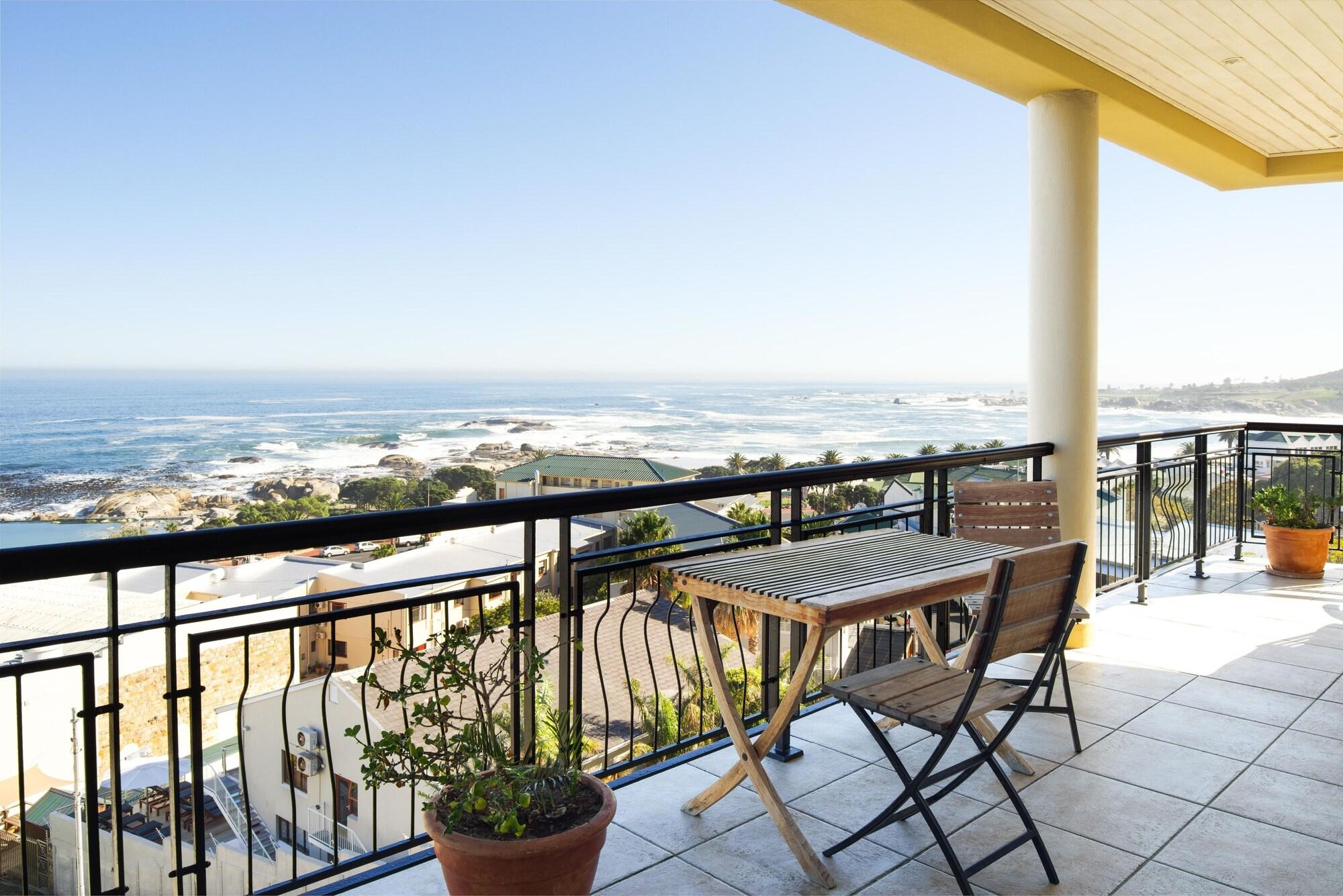 Primi Royal Hotel Cape Town Exterior photo