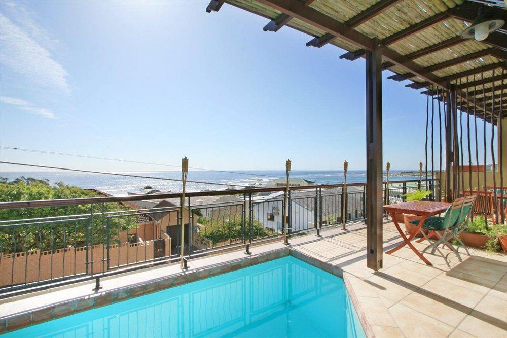 Primi Royal Hotel Cape Town Exterior photo